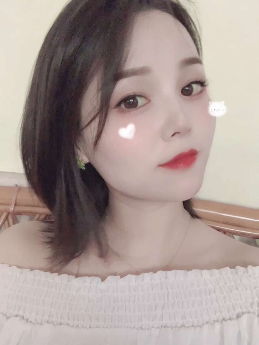 天河思思（黑丝网袜性感）